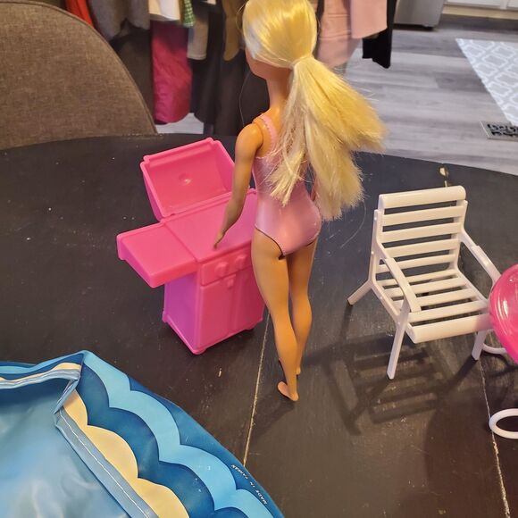 Vintage Barbie Pool Party Set Table Chairs BBQ Lounger Pool Floaties *No Dolls - Picture 5 of 7